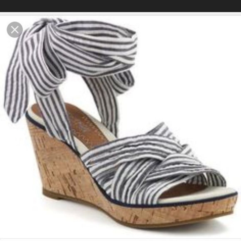 Sperry Women's Navy and White Striped Sandals
